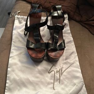 Authentic Giuseppe Zanotti Wedges